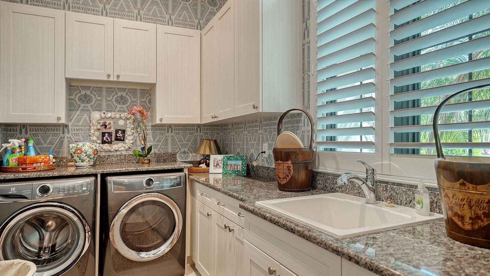 JOHNSON ESTATES - Residential