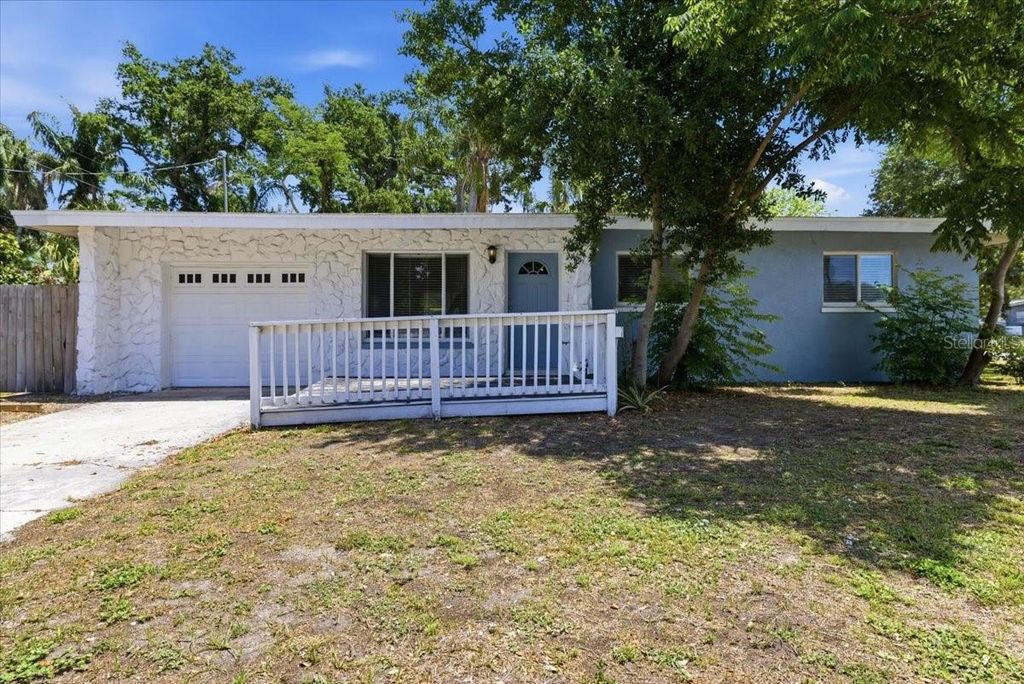 Photo of 1317 Lady Marion Lane, Dunedin, FL 34698 (MLS # TB8505301)