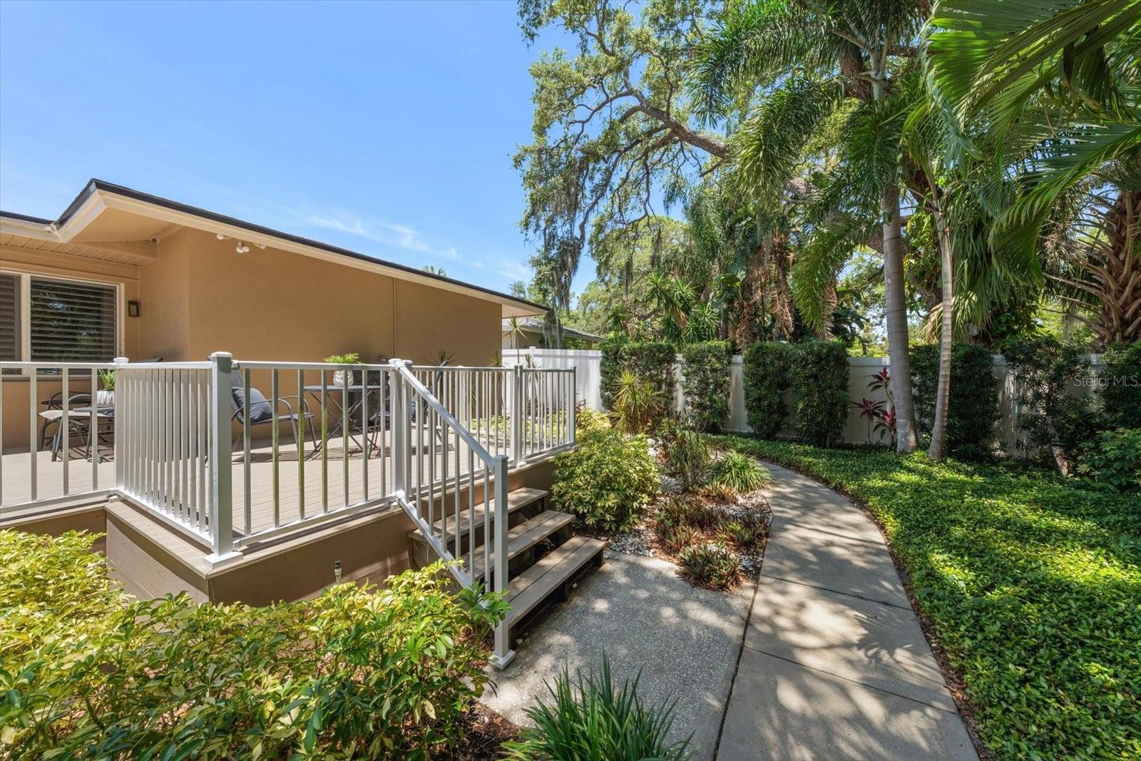 DEL ORO GROVES 1ST ADD - Residential