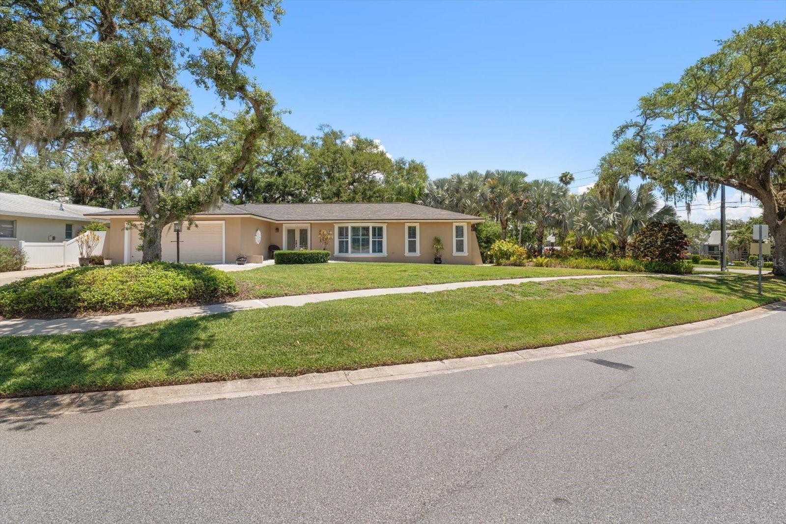 DEL ORO GROVES 1ST ADD - Residential