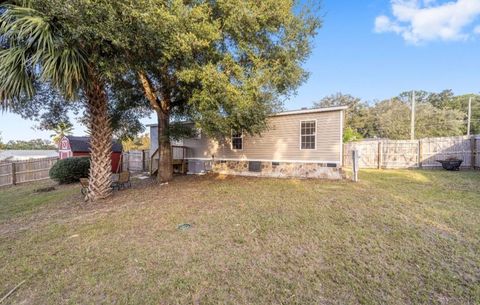 A home in SUMMERFIELD