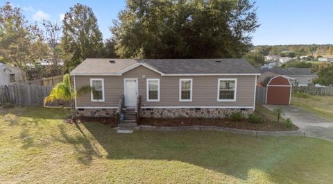 A home in SUMMERFIELD