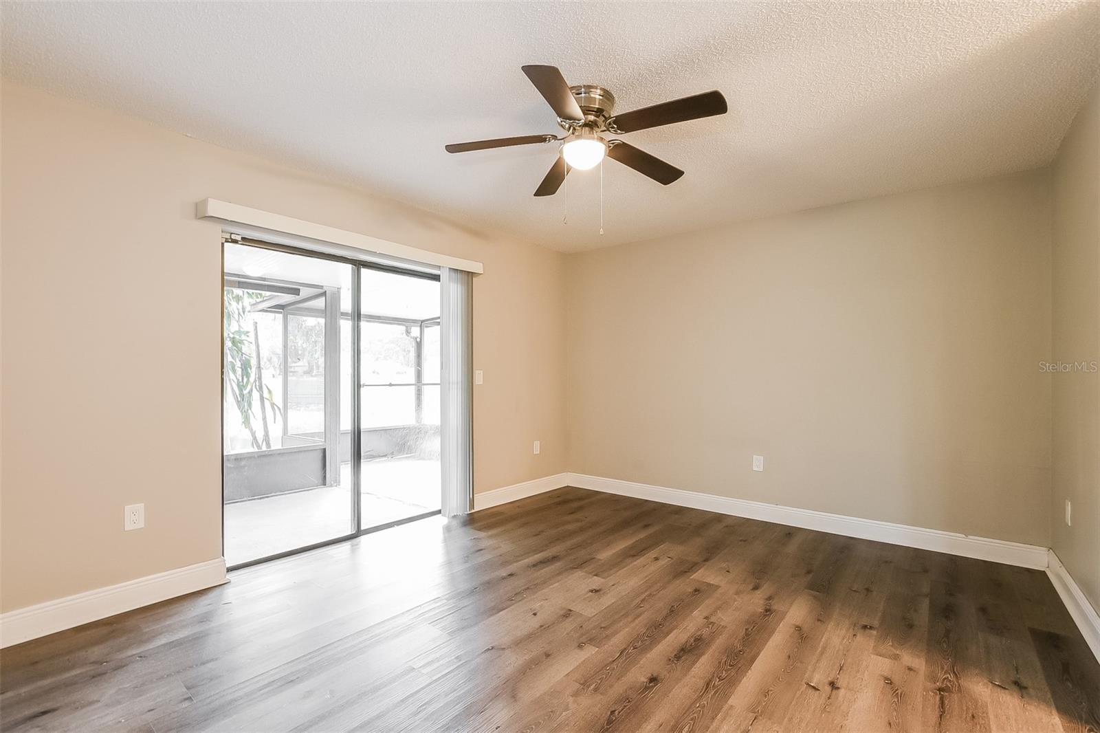 PLEASANT OAKS - Residential