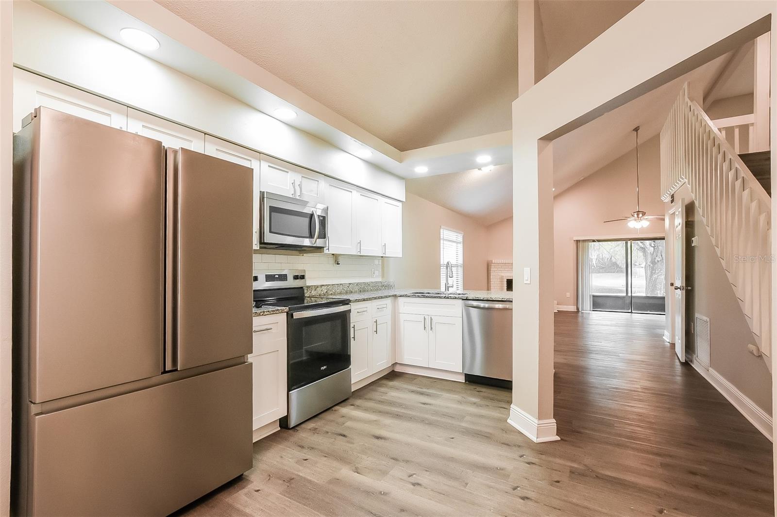 PLEASANT OAKS - Residential