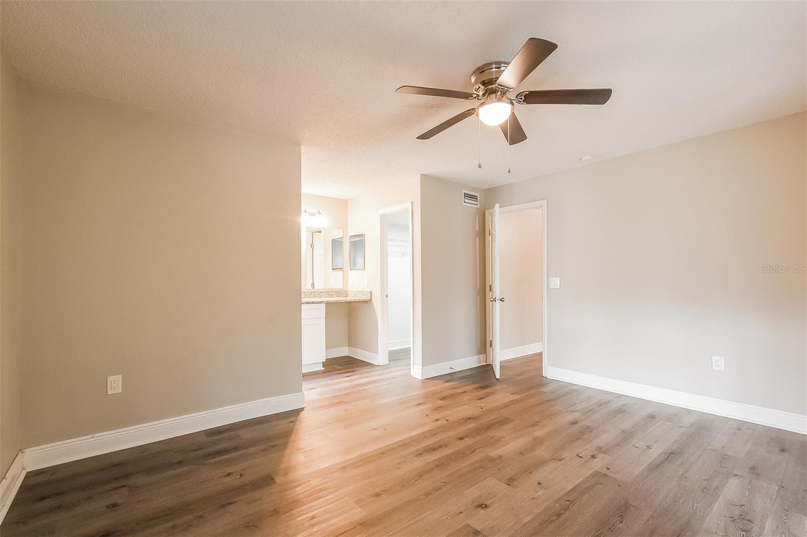 PLEASANT OAKS - Residential