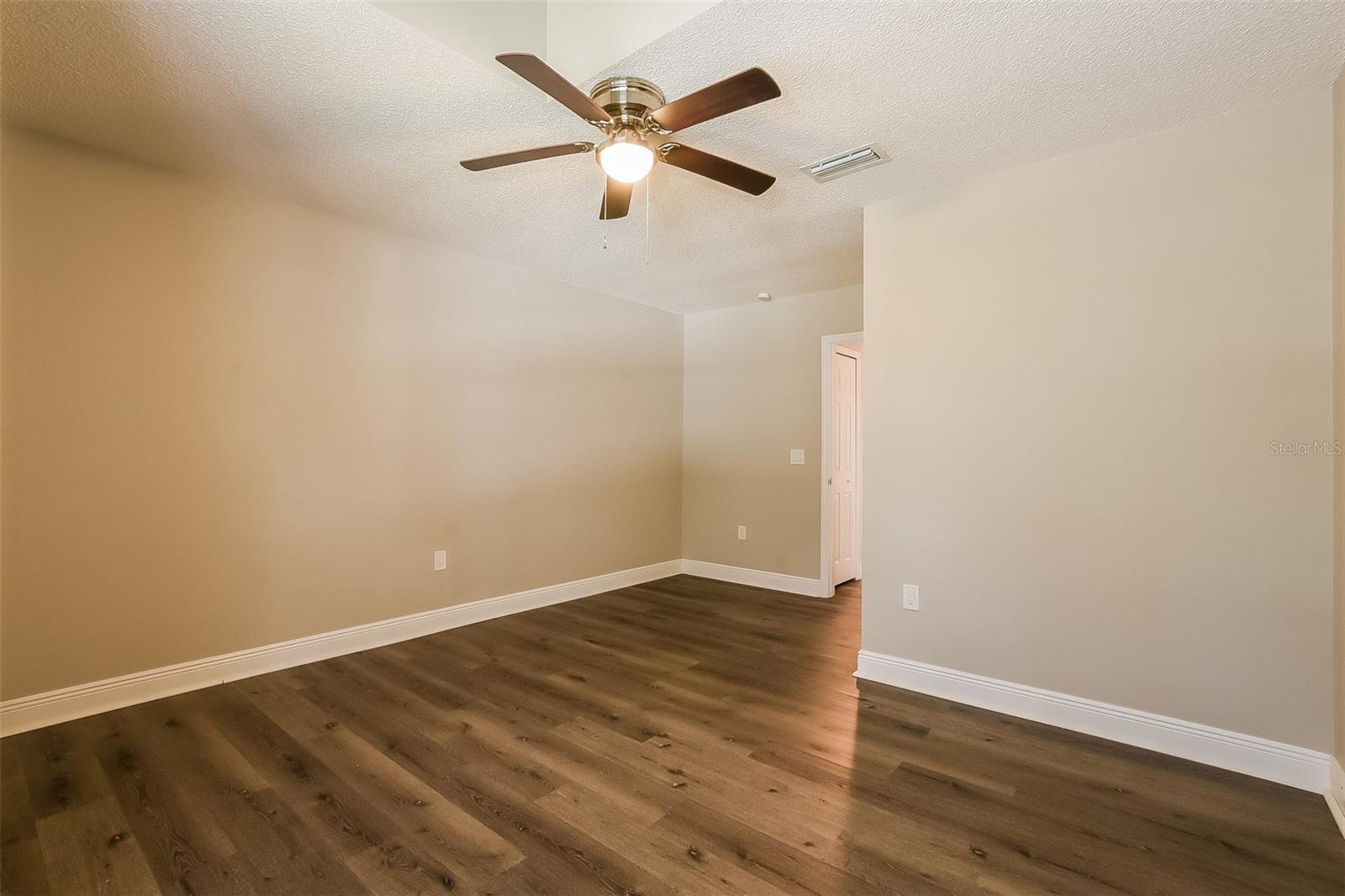 PLEASANT OAKS - Residential