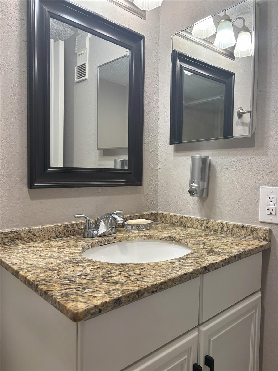 SARASOTA PALMS - Residential