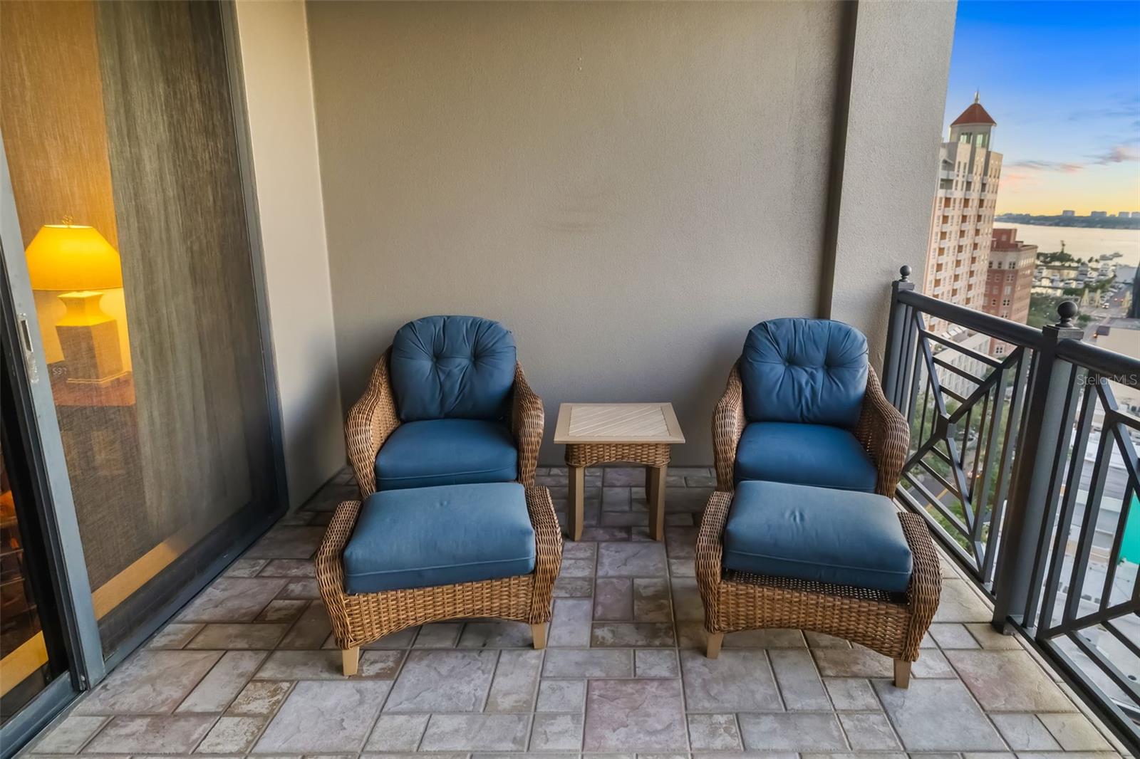 PLAZA AT 05 POINTS RESIDENCES - Residential