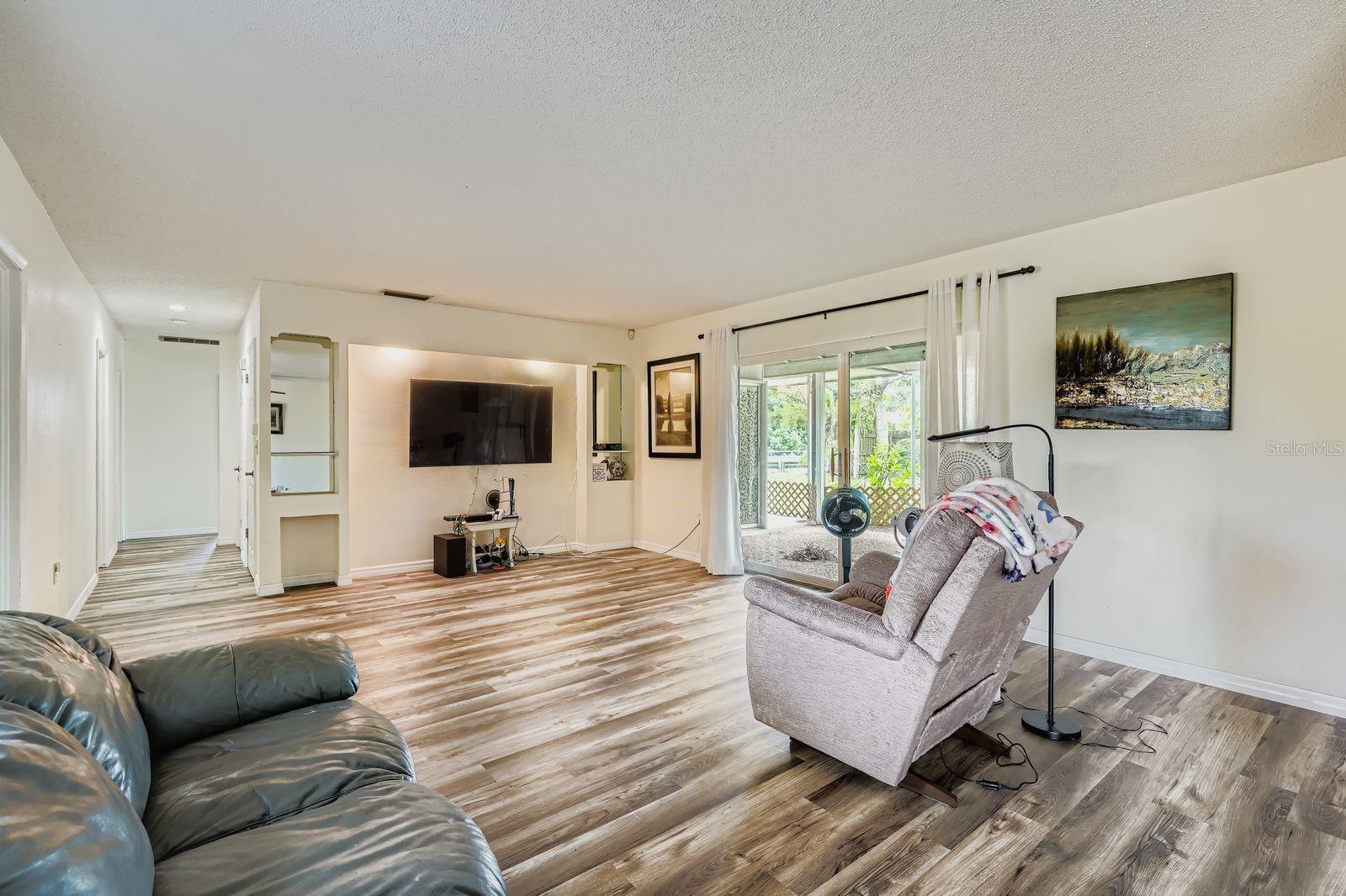 WHITFIELD COUNTRY CLUB ESTATES 1 - Residential