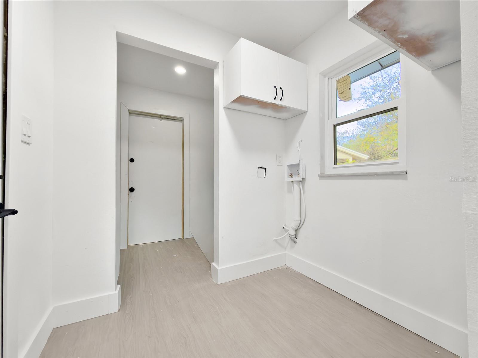 CEDAR POINT - Residential