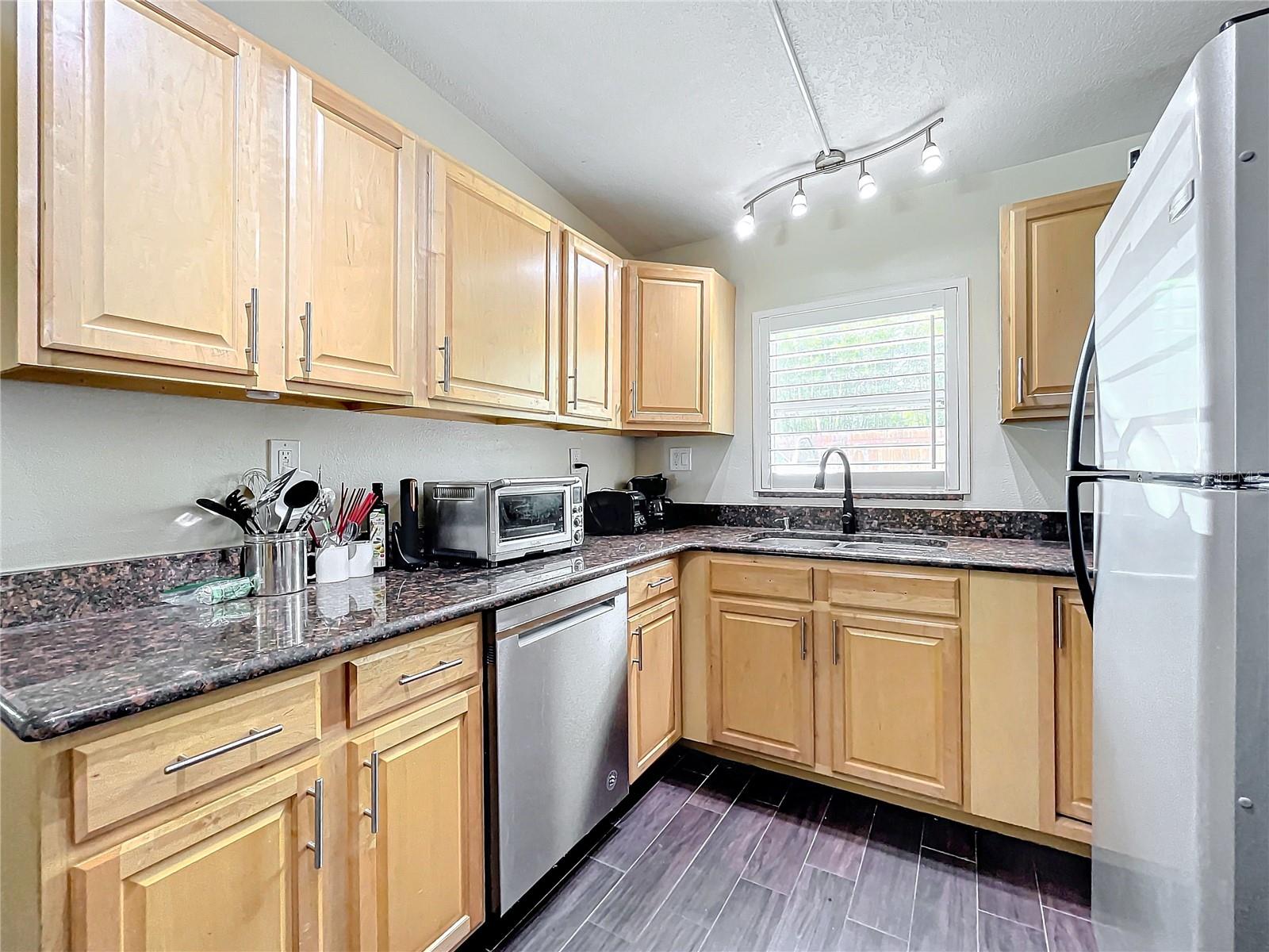 33 S ORTMAN DRIVE