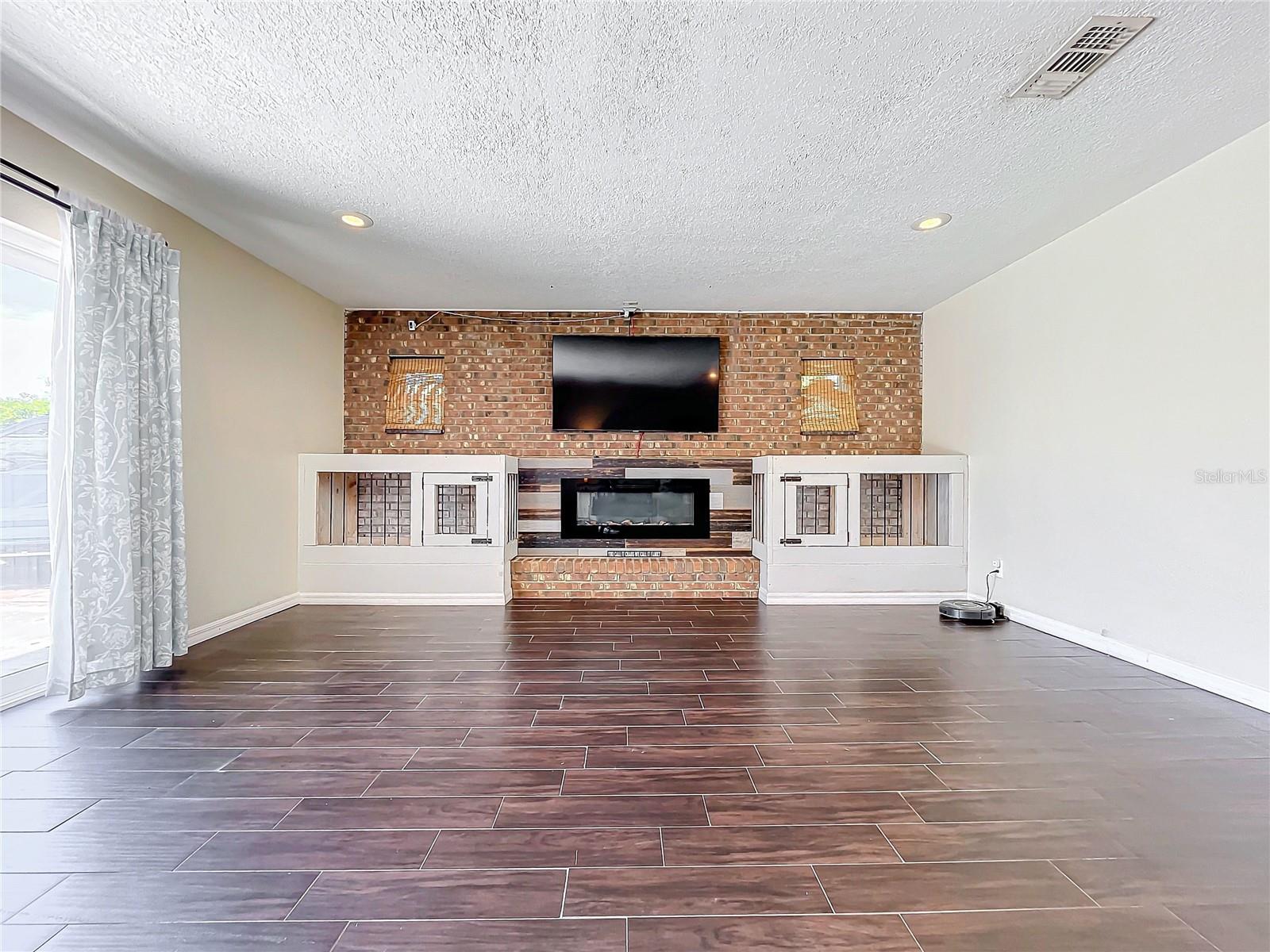 33 S ORTMAN DRIVE