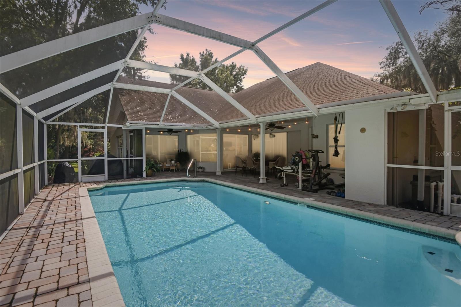 3503 OAK CLUB COURT