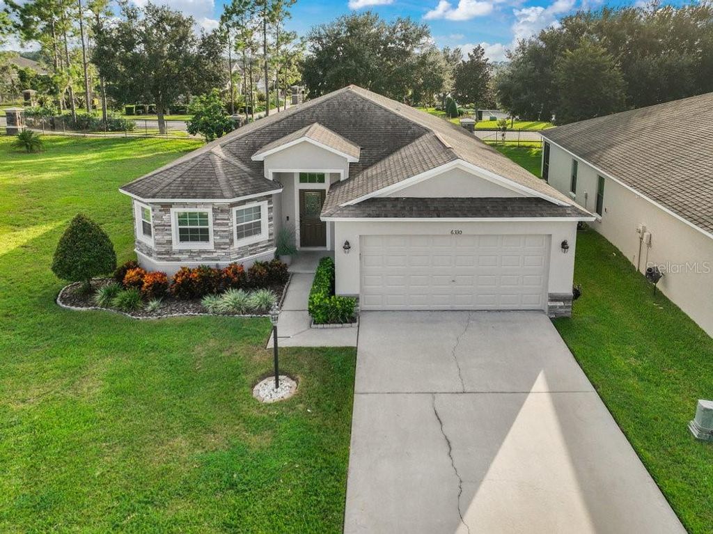 Photo of 6330 Silver Leaf Lane, Lakeland, FL 33813 (MLS # L4956184)
