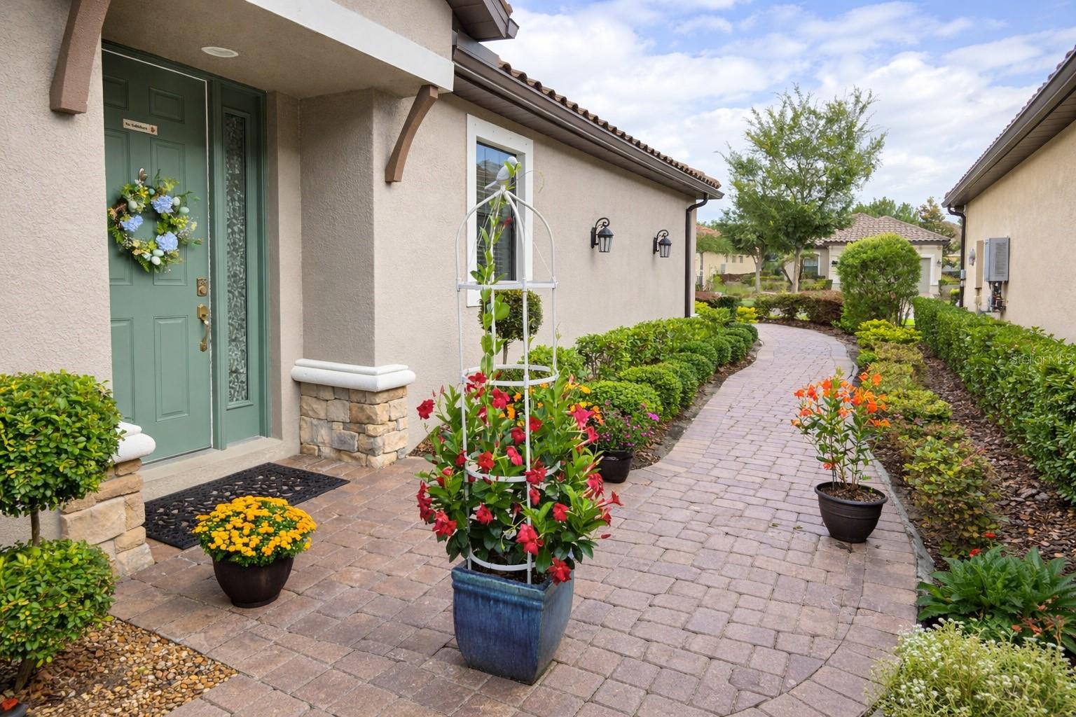 8412 ALBERATA VISTA DRIVE