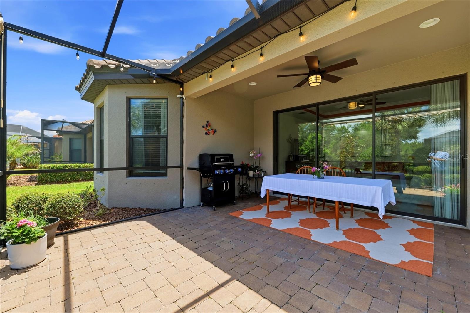 8412 ALBERATA VISTA DRIVE