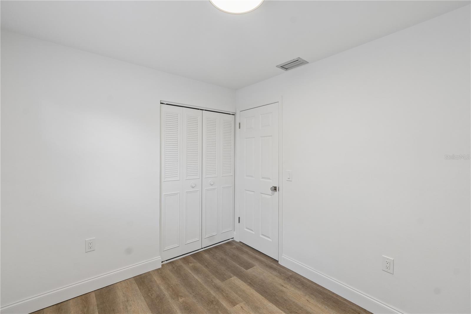 FAIRMONT SUB - Residential Lease