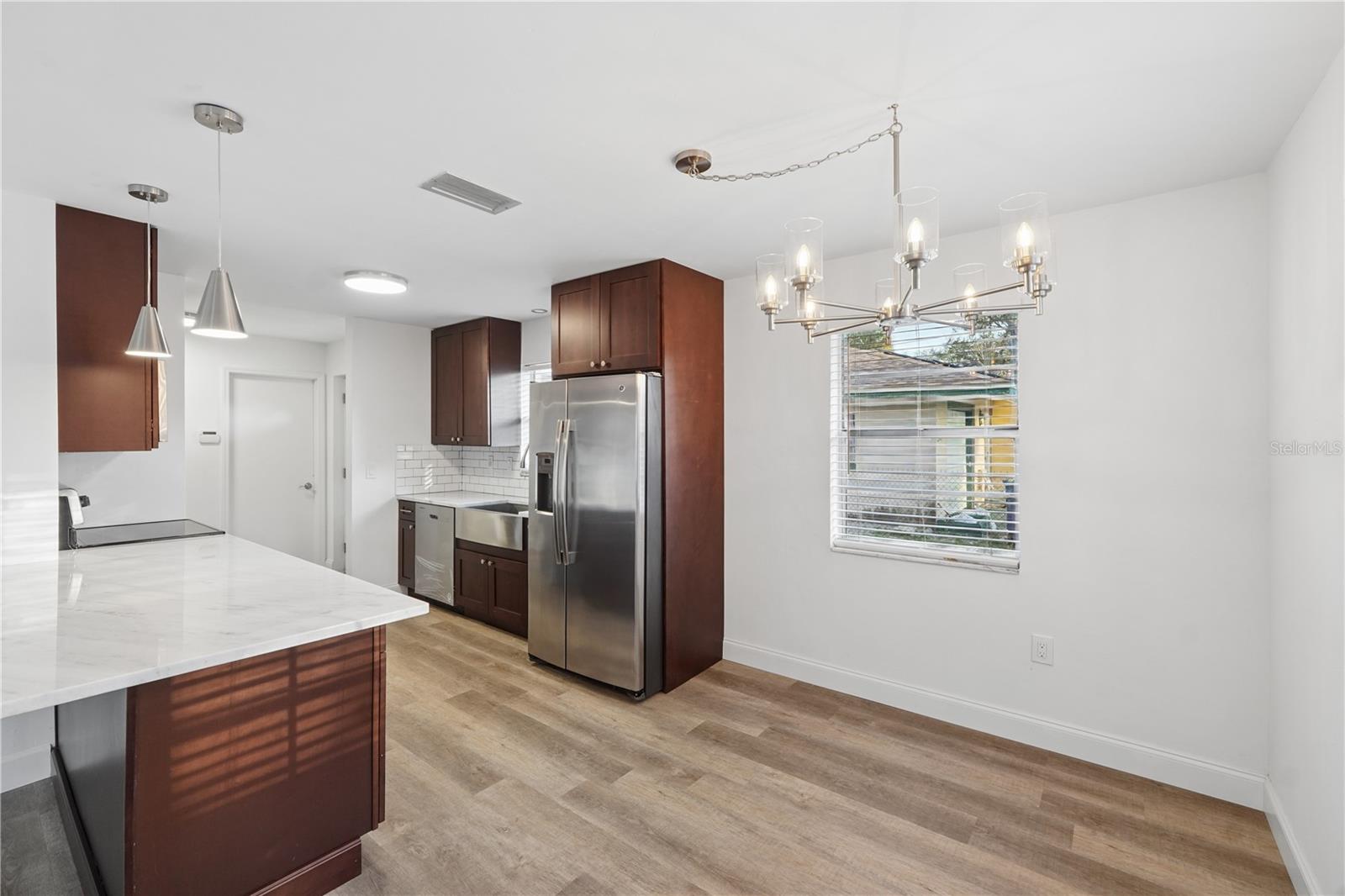 FAIRMONT SUB - Residential Lease