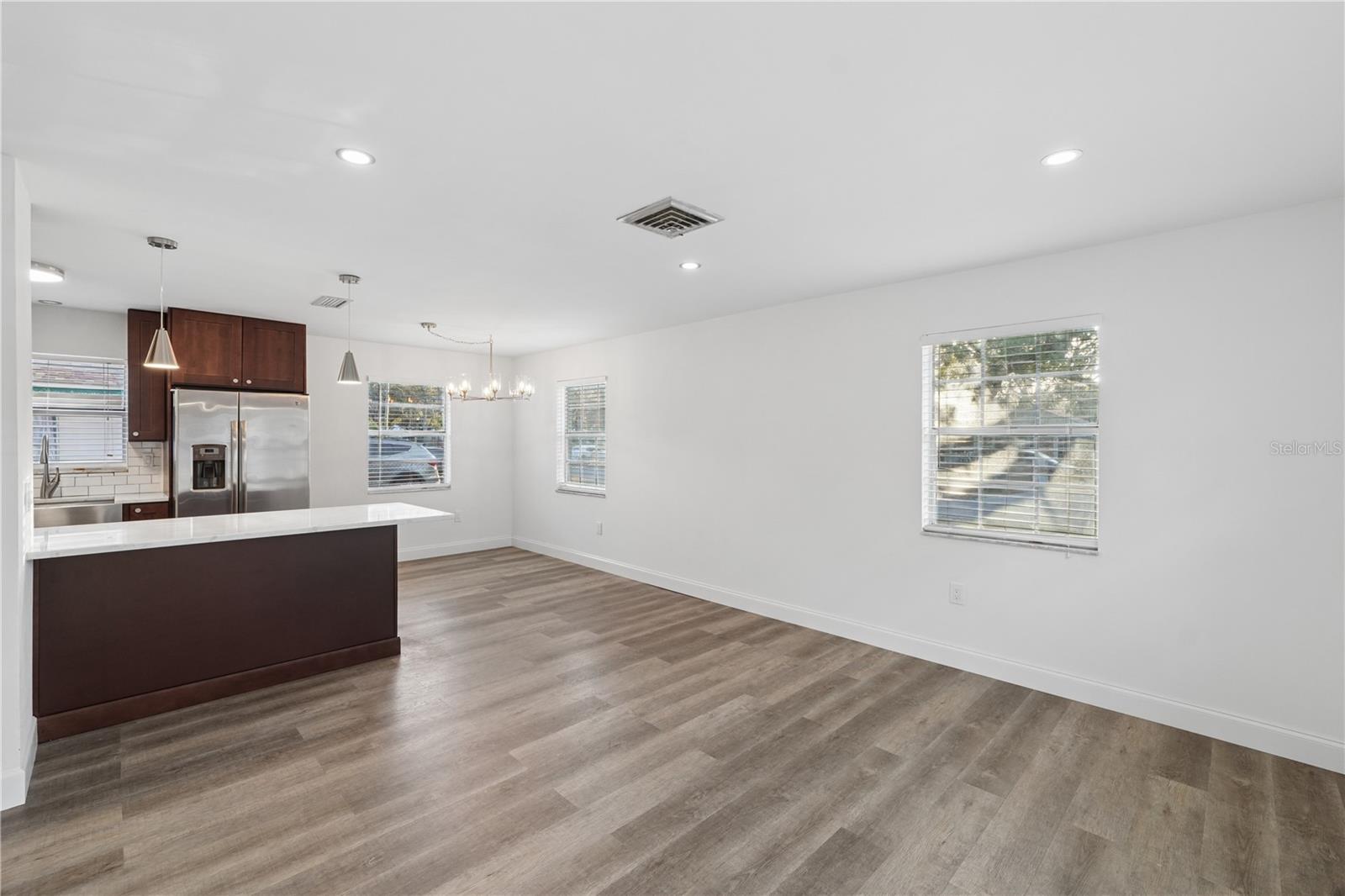 FAIRMONT SUB - Residential Lease