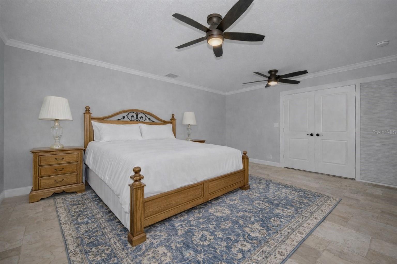 FLOR A MAR - Residential