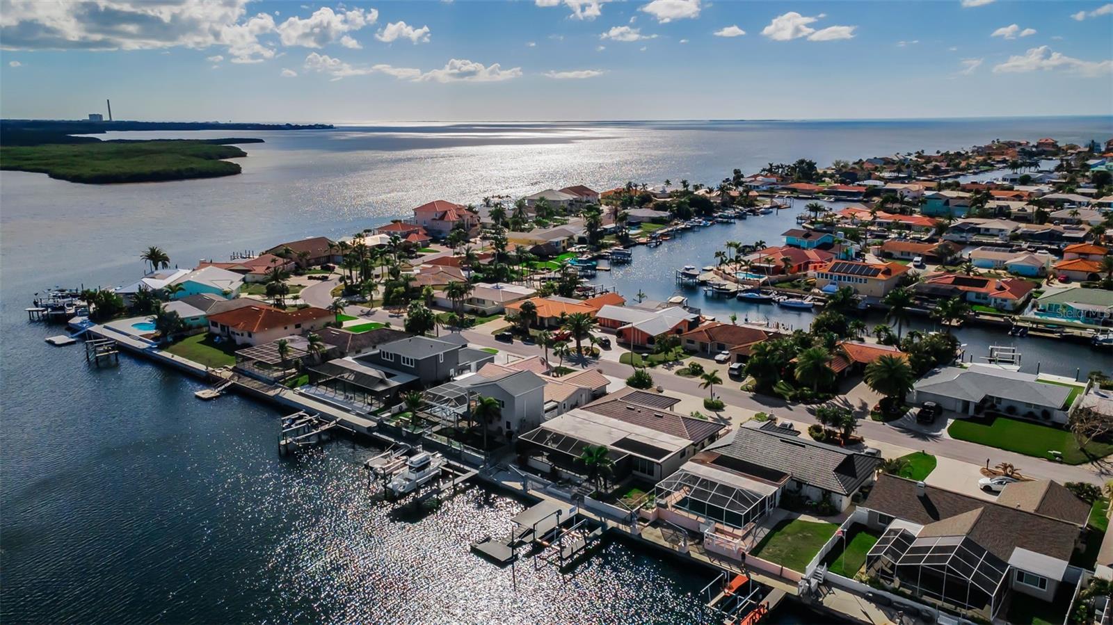 FLOR A MAR - Residential