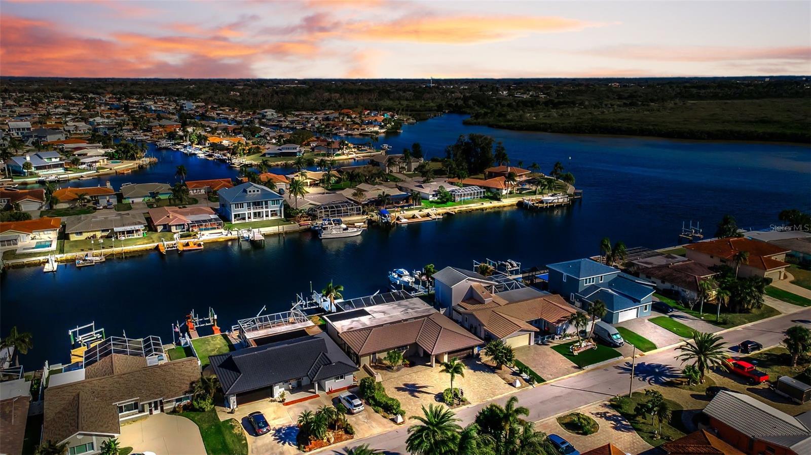 FLOR A MAR - Residential