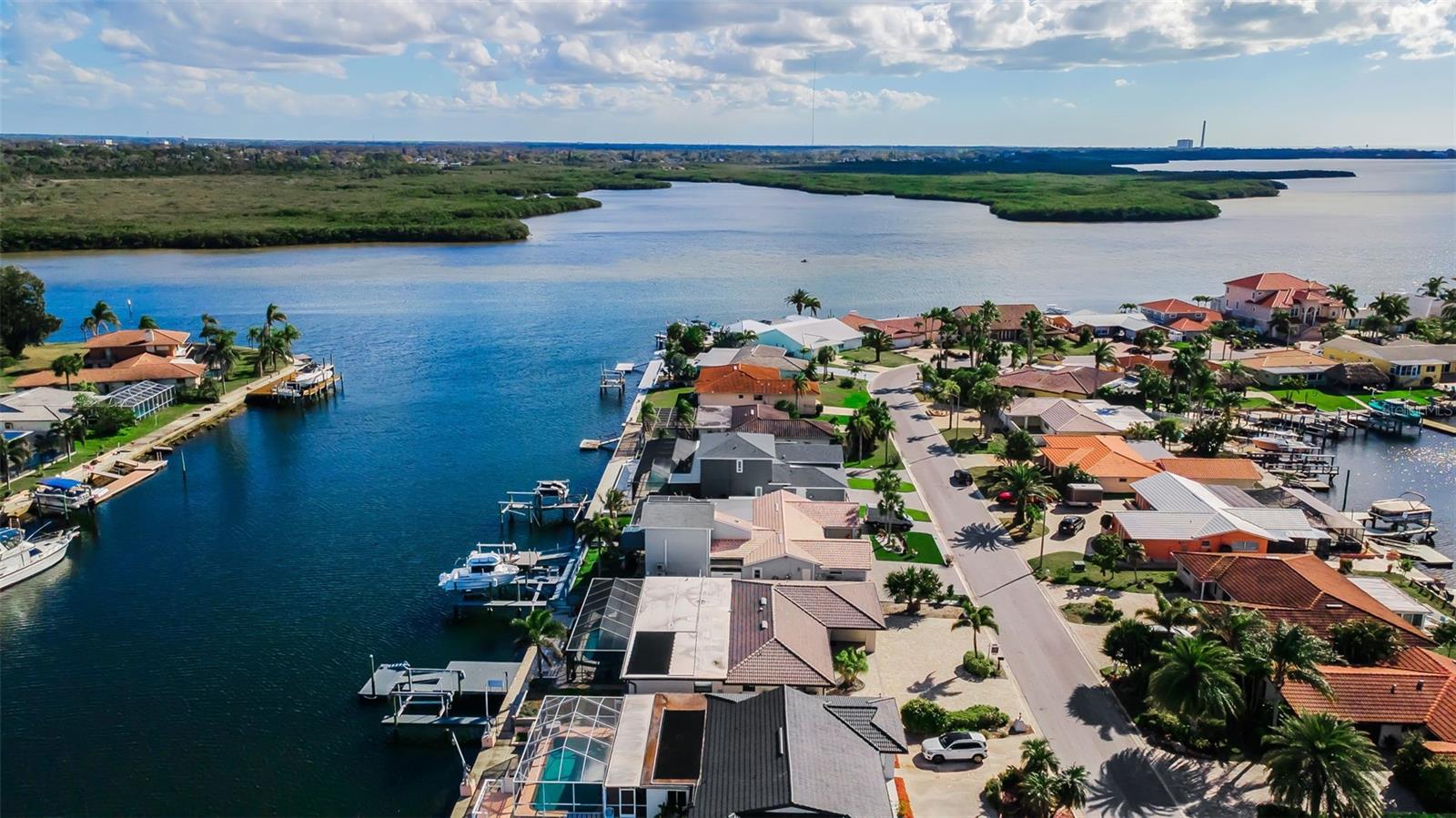 FLOR A MAR - Residential