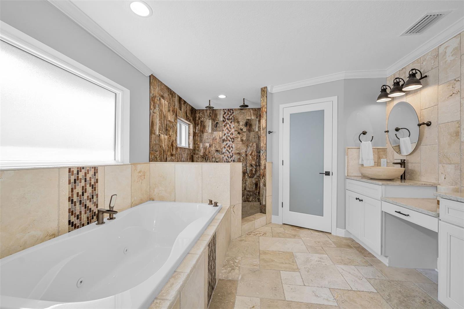 FLOR A MAR - Residential