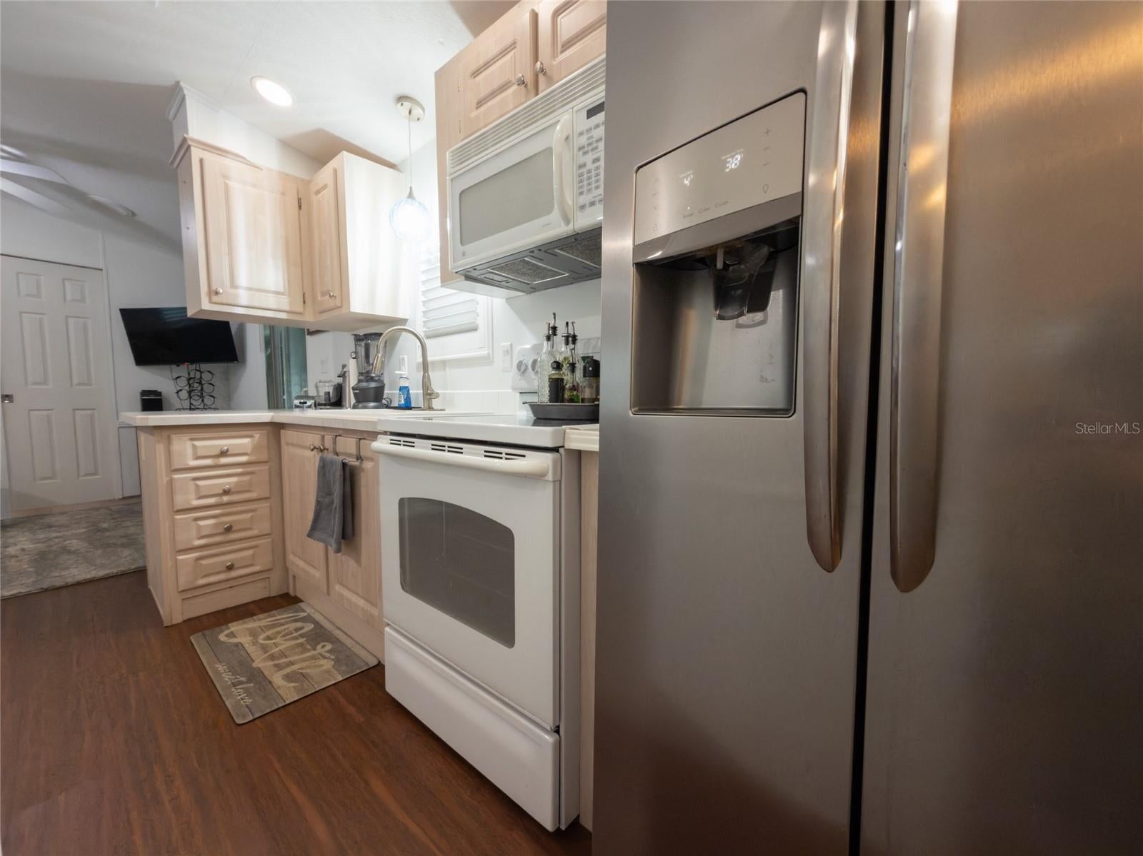 6544 LA MESA ROAD