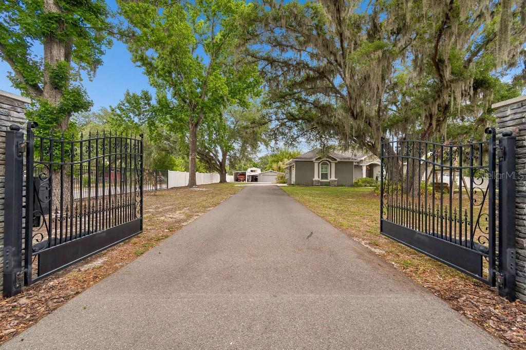 UNPLATTED - Residential