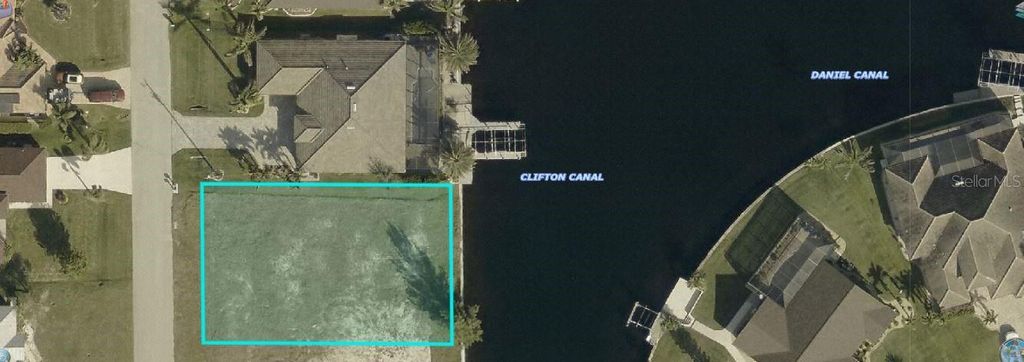 Photo of 4703 SW 20th Avenue, Cape Coral, FL 33914 (MLS # O6386637)