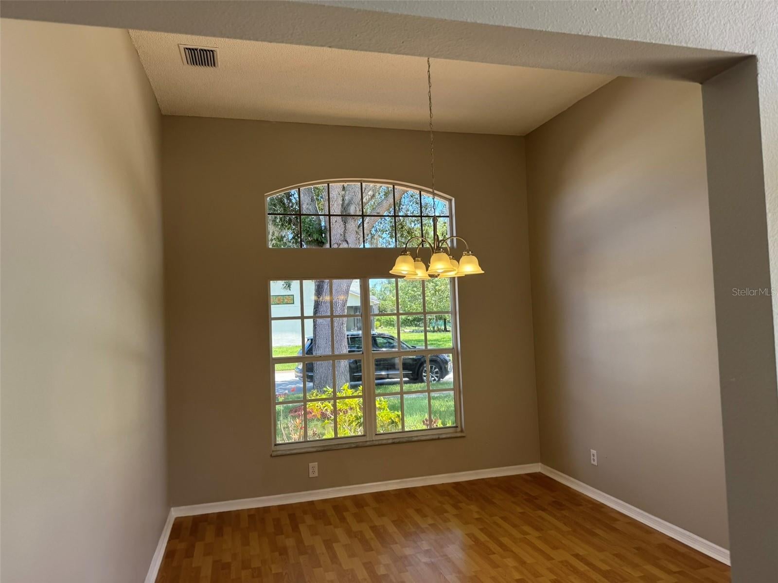 10104 BEEFMASTER COURT