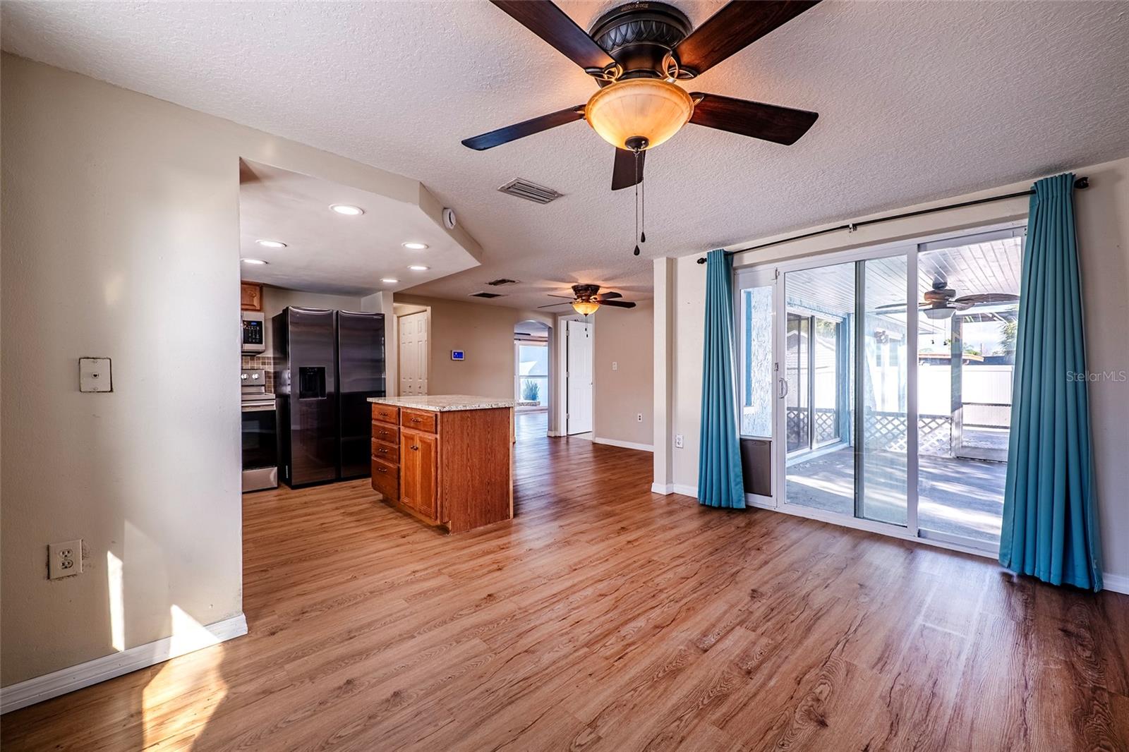 REGENCY PARK - Residential