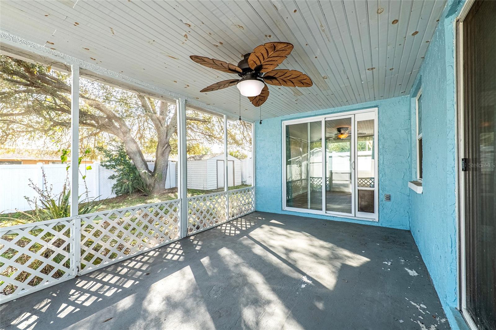 REGENCY PARK - Residential