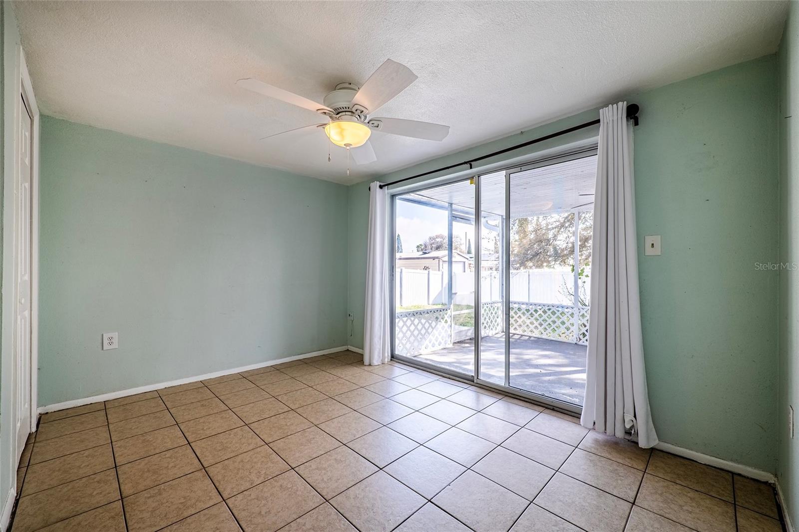 REGENCY PARK - Residential