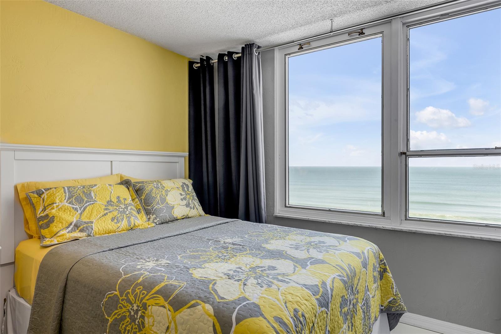 OCEANS 5 - Residential