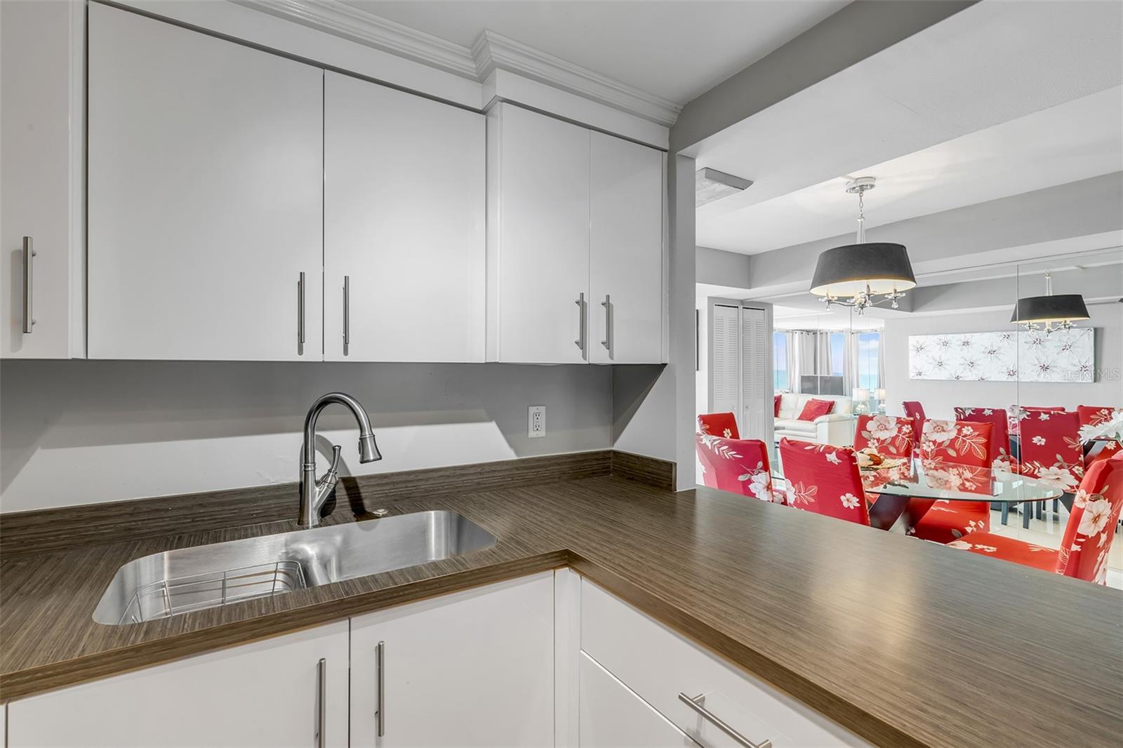 OCEANS 5 - Residential