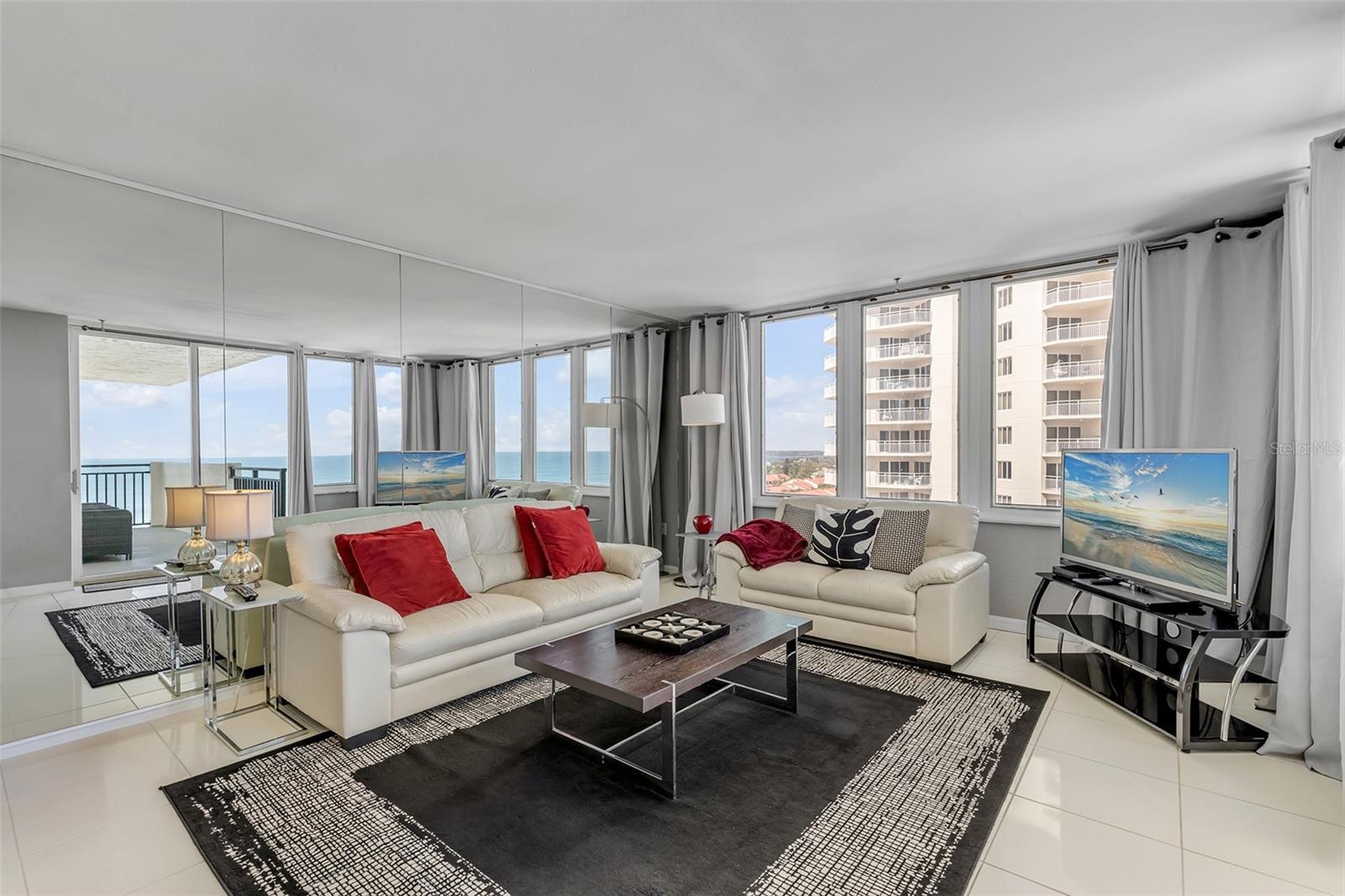 OCEANS 5 - Residential