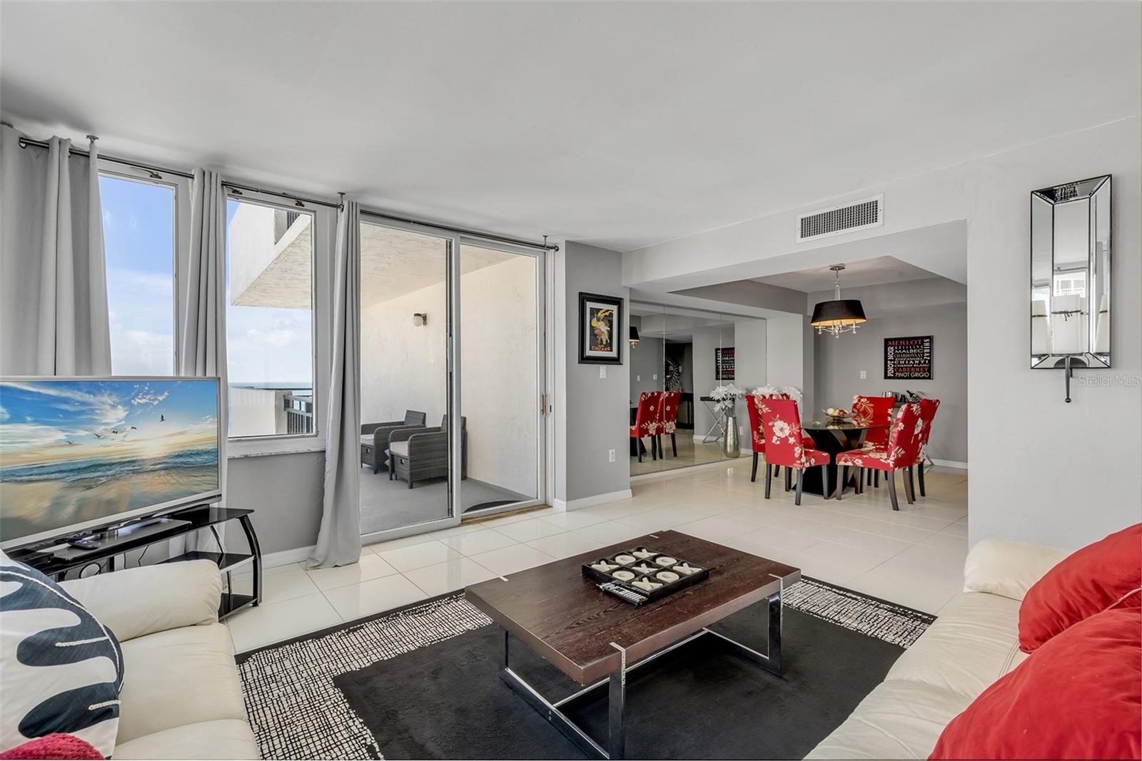 OCEANS 5 - Residential