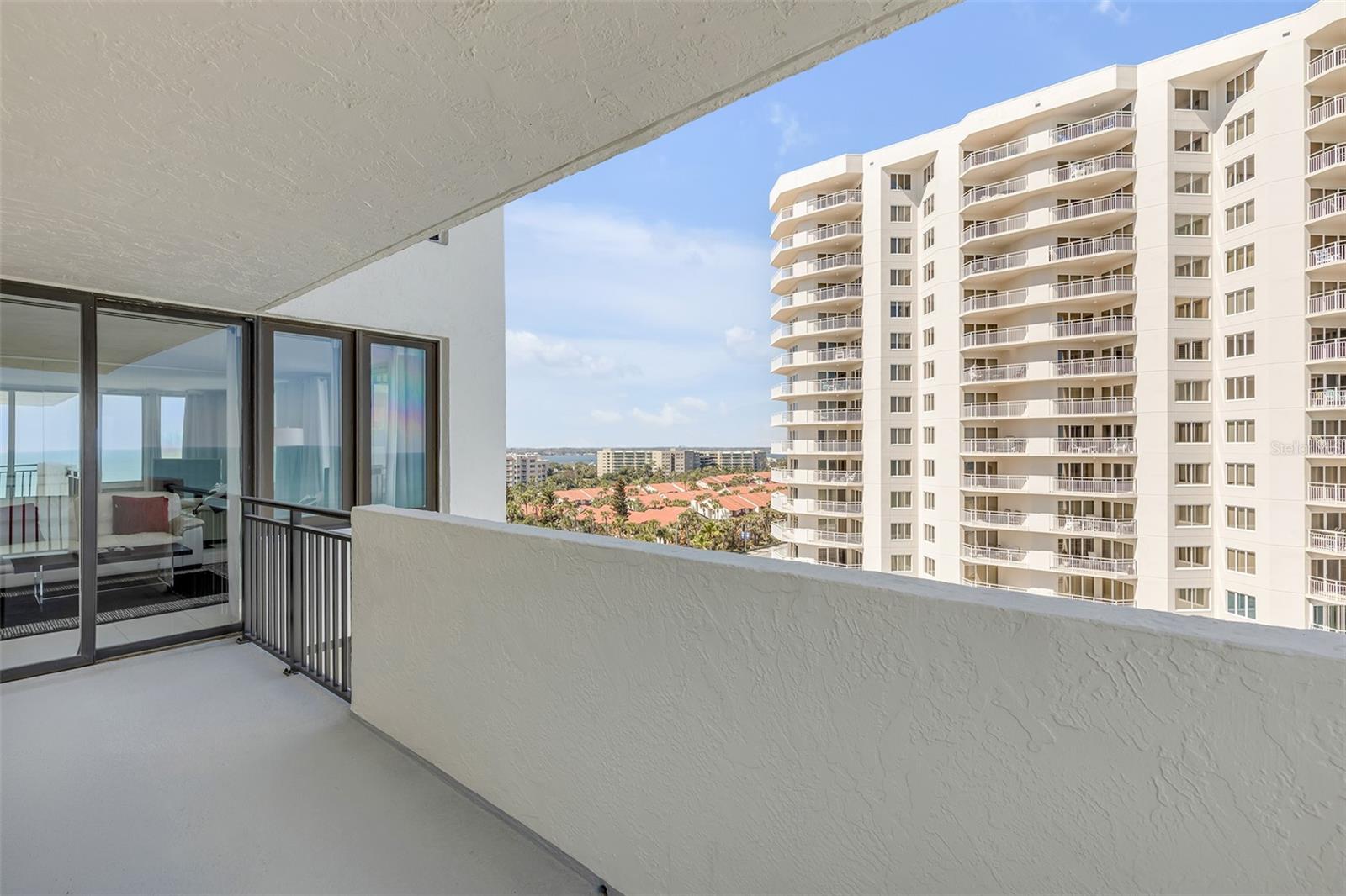 OCEANS 5 - Residential