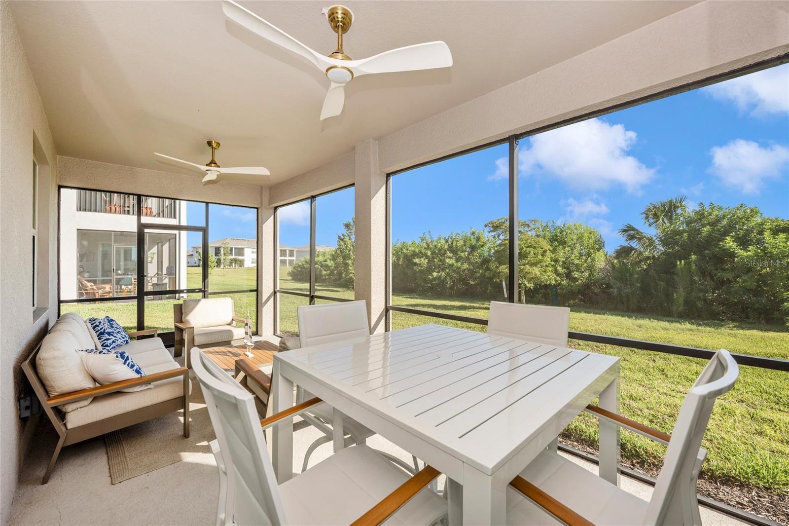 WELLEN PARK GOLF & COUNTRY CLUB - Residential