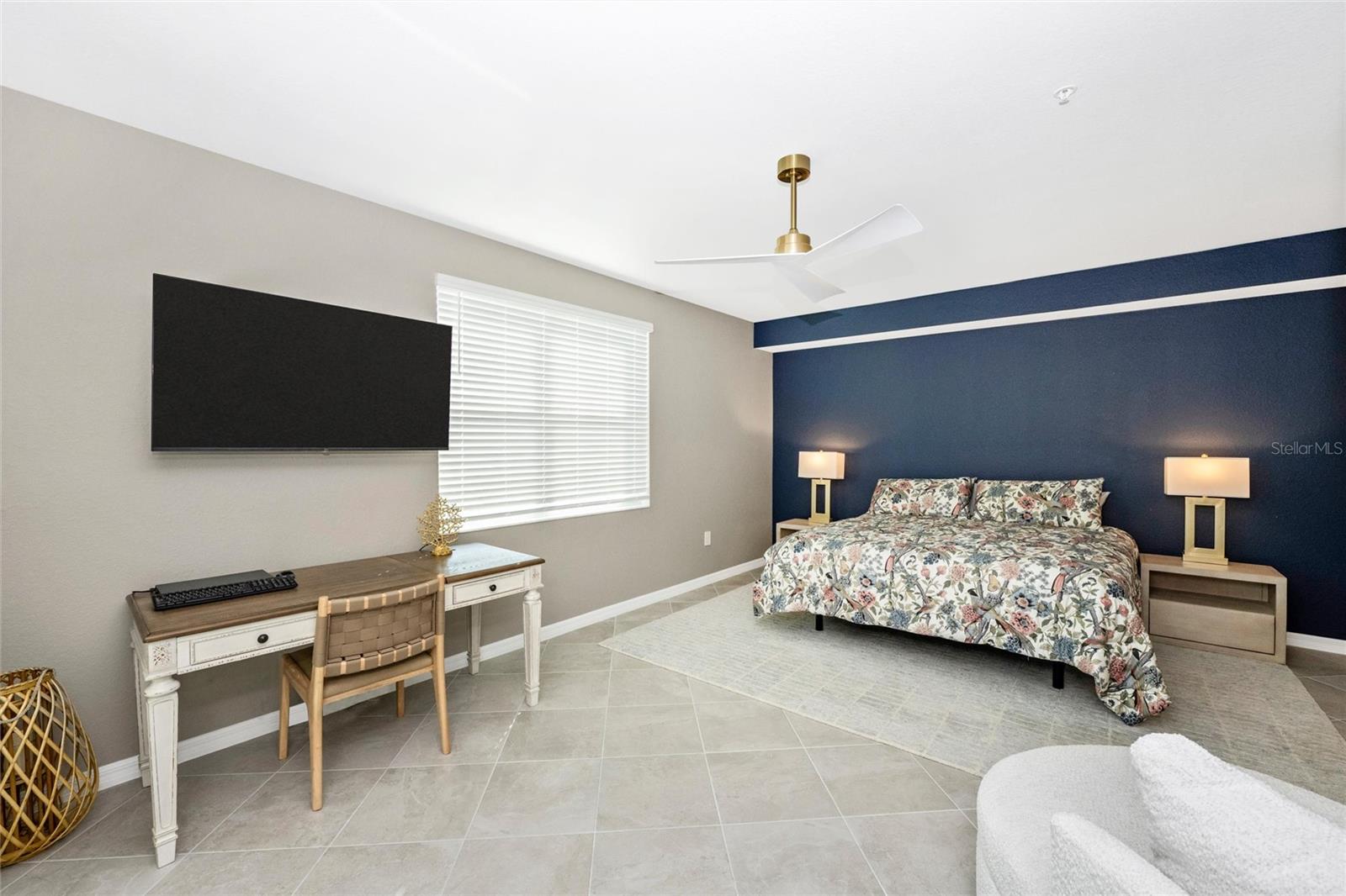 WELLEN PARK GOLF & COUNTRY CLUB - Residential
