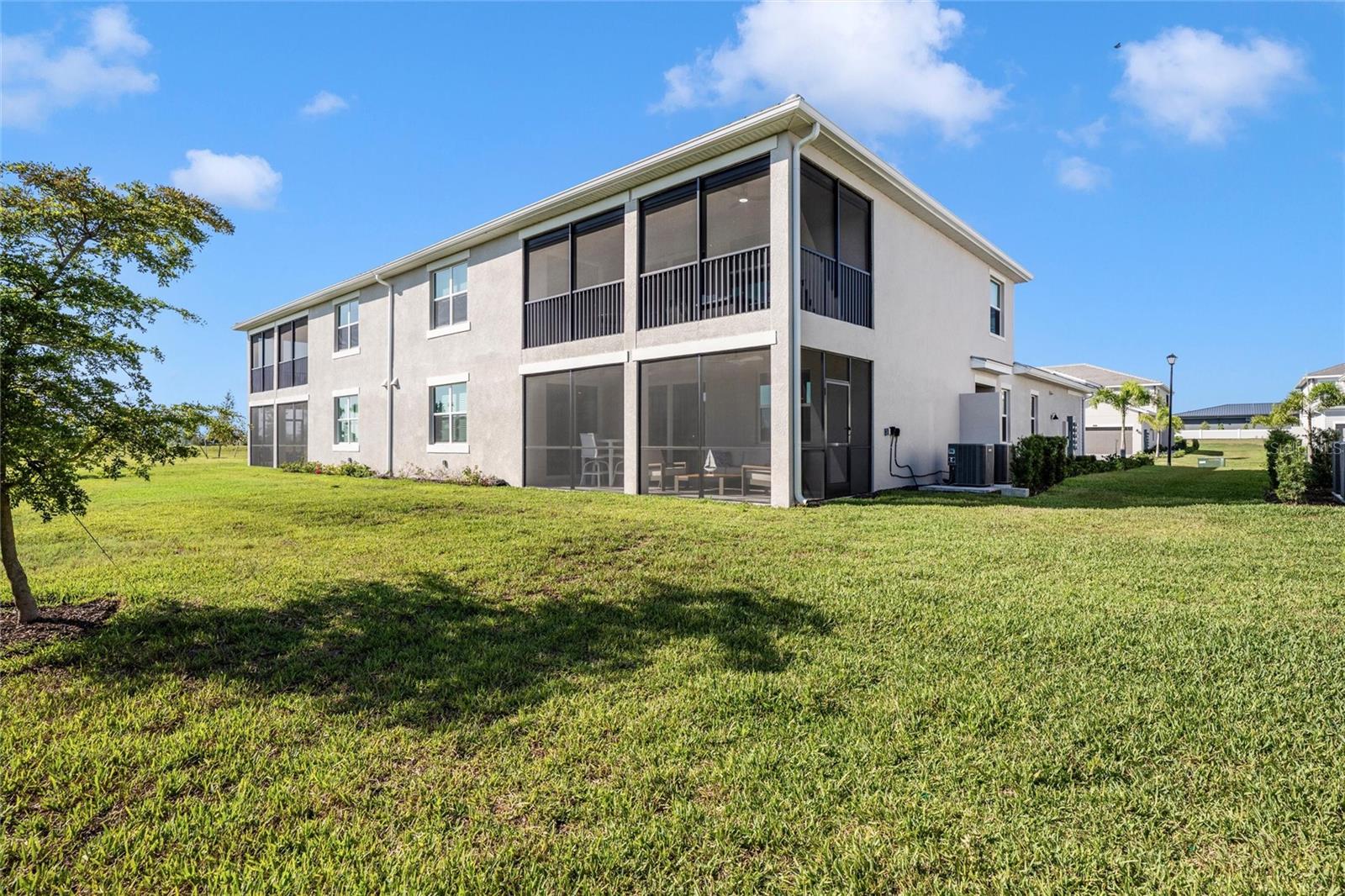 WELLEN PARK GOLF & COUNTRY CLUB - Residential