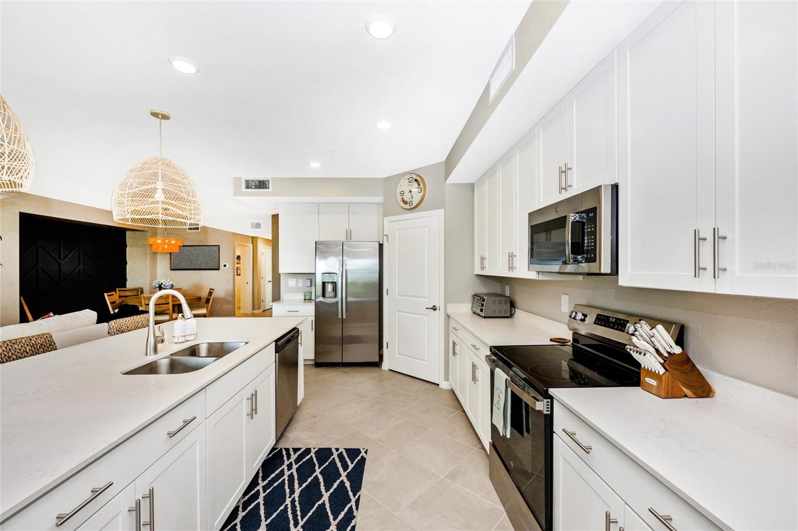WELLEN PARK GOLF & COUNTRY CLUB - Residential