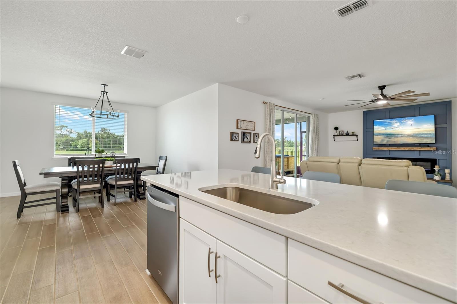 SALT MEADOWS - Residential