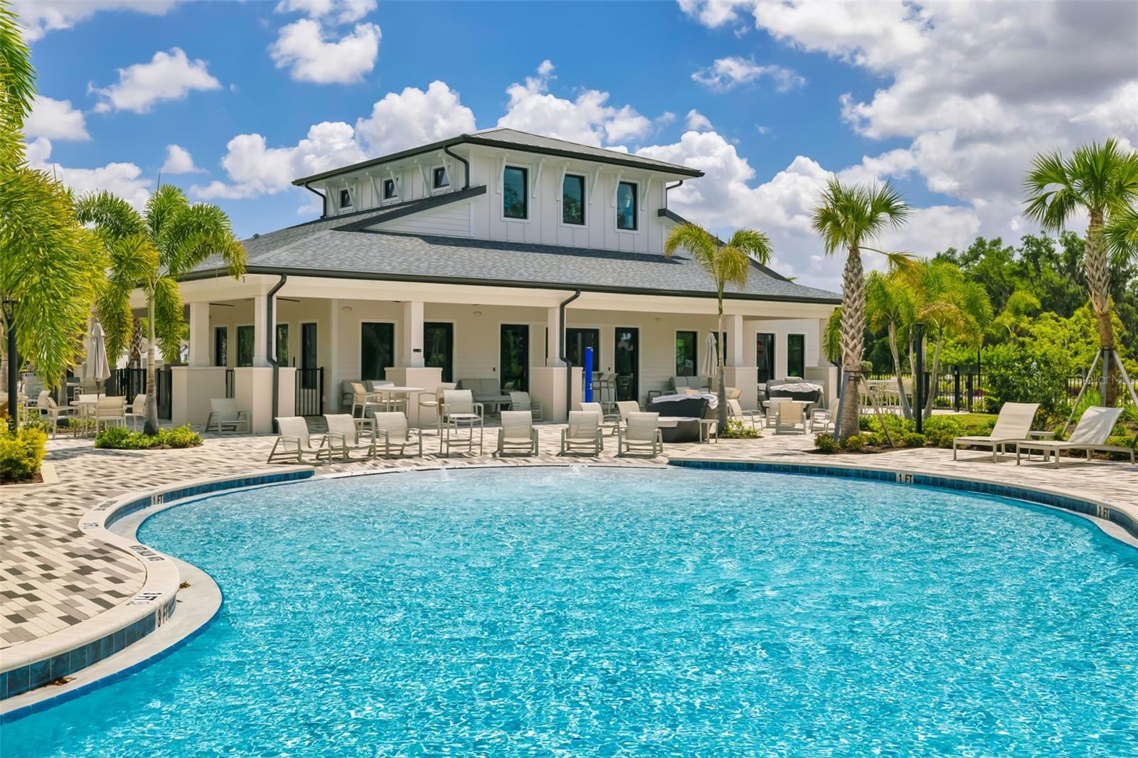 SALT MEADOWS - Residential