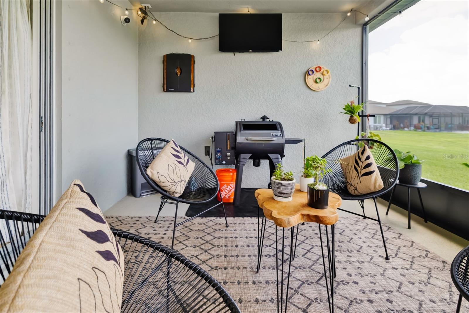 SALT MEADOWS - Residential