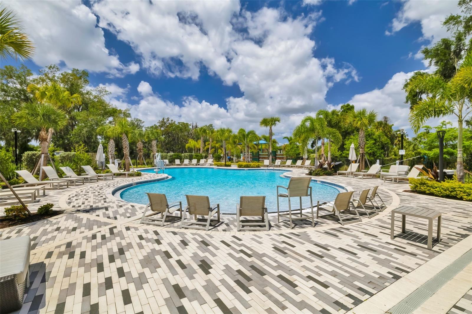 SALT MEADOWS - Residential