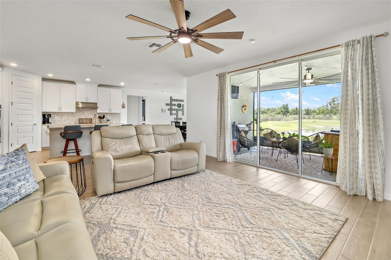 SALT MEADOWS - Residential