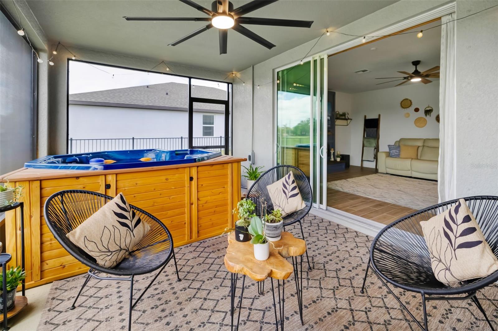 SALT MEADOWS - Residential